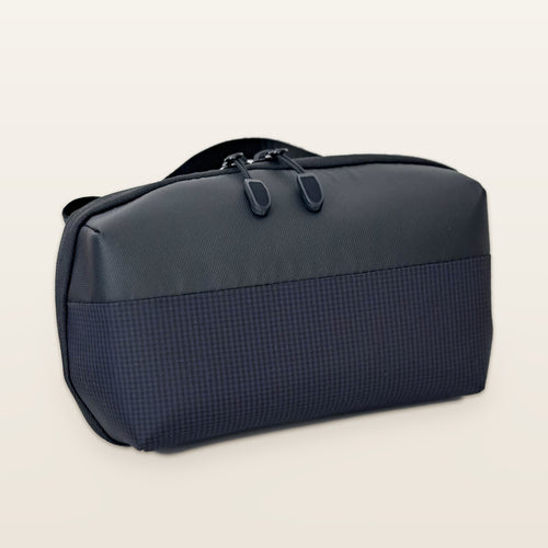 Norlo tech organizer in black, closed, front view
